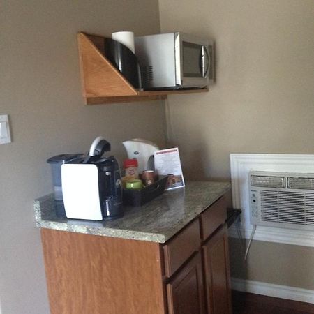 My Friends Inn Manitoulin Manitowaning Zimmer foto
